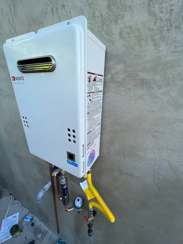 Tankless water heater installation for Hunters Hollow North homes